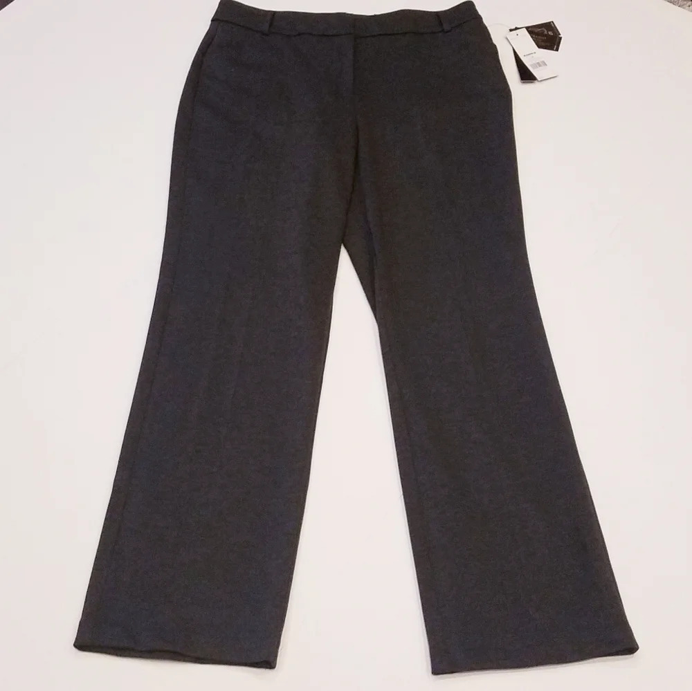 NWT Dana Buchman straight  pants Size12